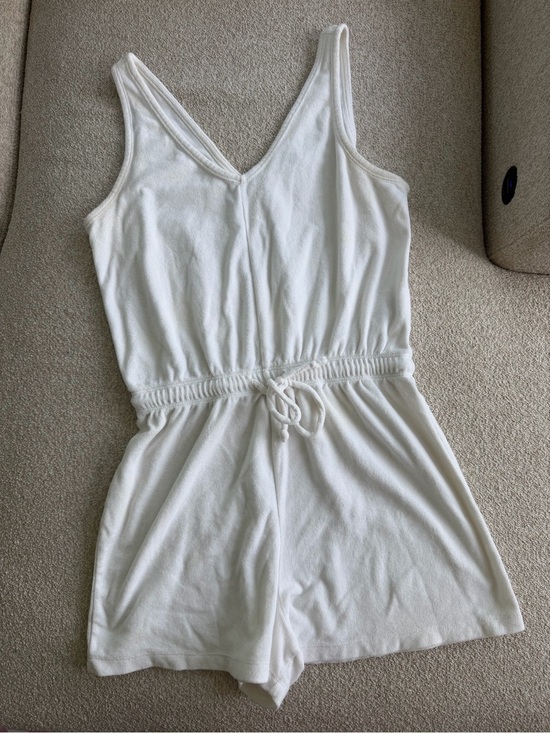 Old Navy Other - Old Navy Beach Cover